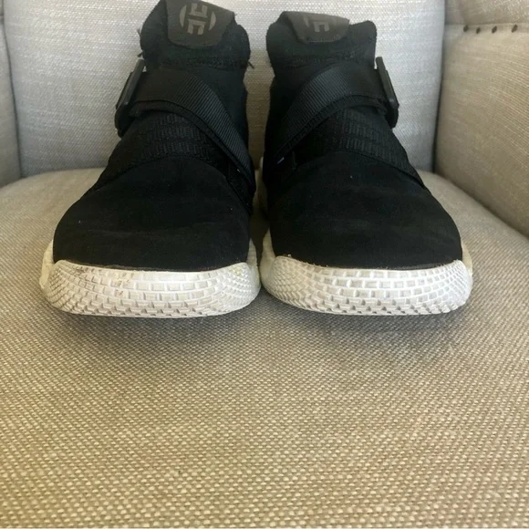 Adidas Harden Vol 2 LS Buckle Sneakers Black and White Size 8 - Picture 15 of 15